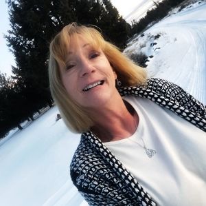 Meet your Posher, Deidre